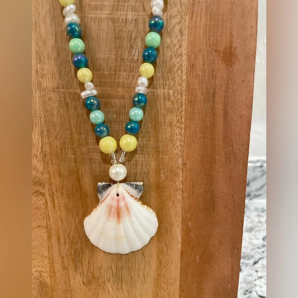 Seashell beaded pearl beach necklace nantucket yellow blue surfer‎ girl toggle